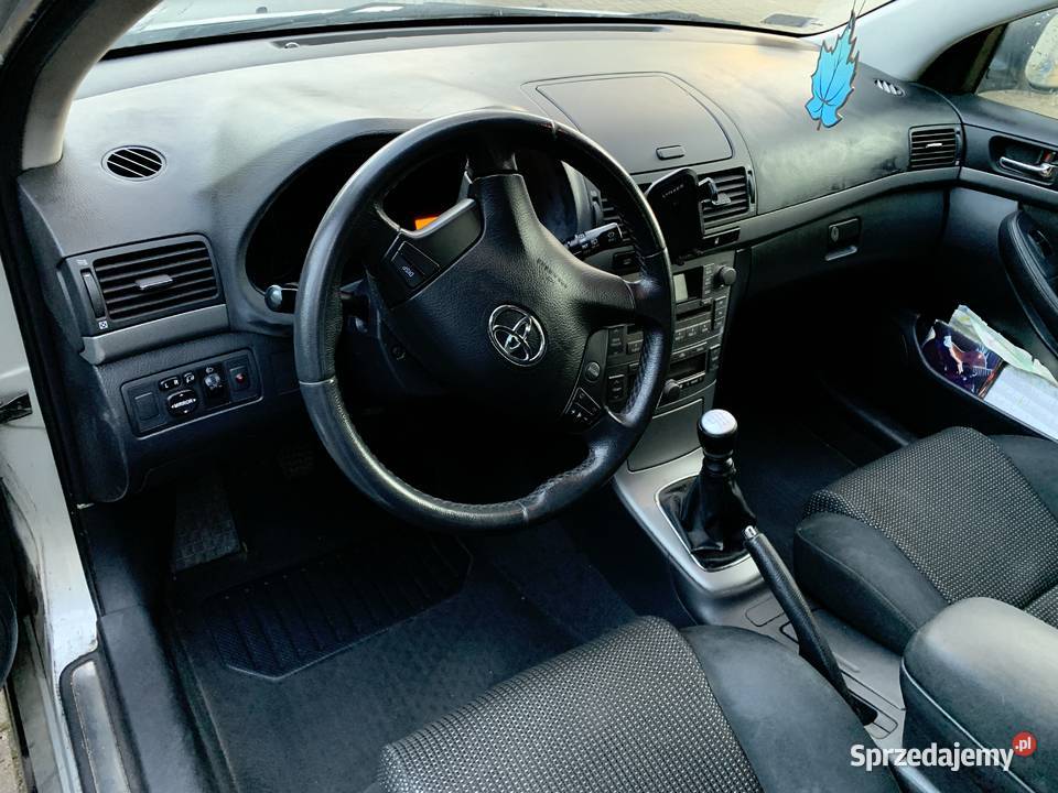 Sprzedam auto Toyota Avensis II gen liftingu Legionowo sprzedam