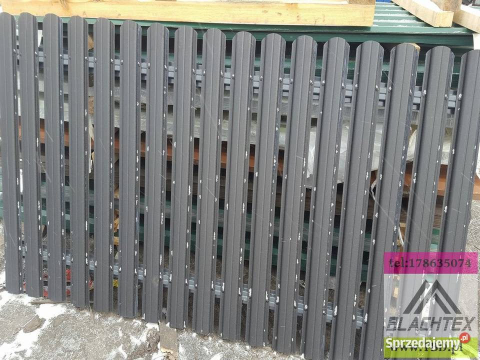 Trwałe metalowe ogrodzenie z sztachet metalowych