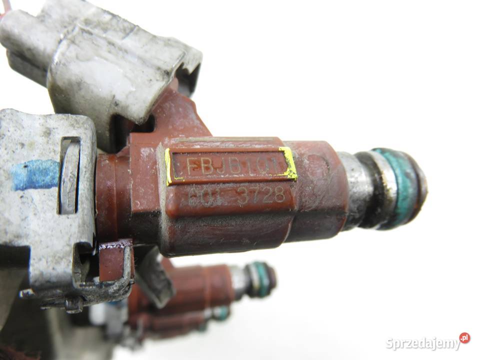 LISTWA WTRYSKOWA NISSAN MICRA III K12 13 FBJB101