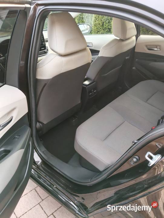 Toyota Corolla 18 Hybrid Salon niski przebieg wielkopolskie Turek