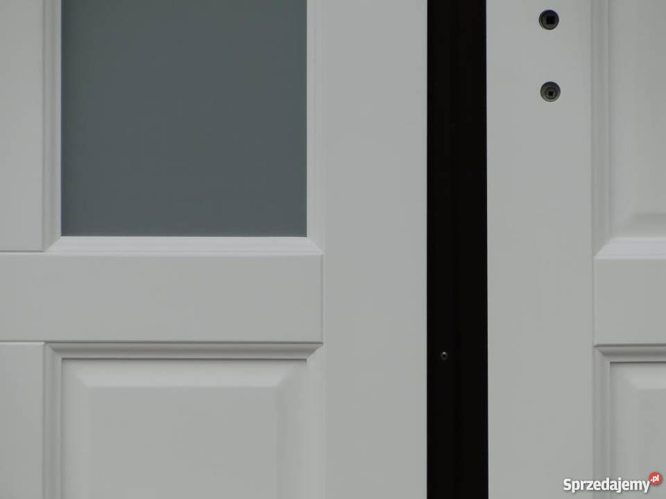 DRZWI DREWNIANE BEZSĘCZNE KOLOR BIAŁY Ciche sprzedam