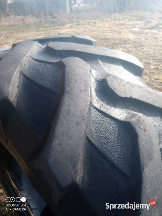 Opona 52085R 42 i 208R42 Więcbork