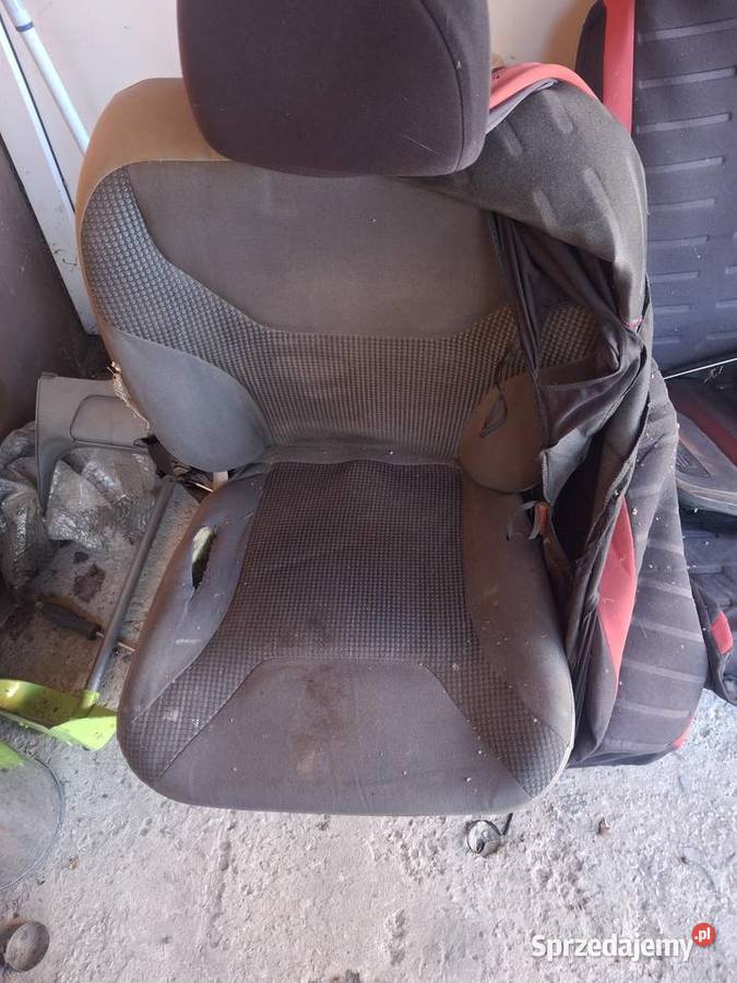 Fotel przedni prawy opel vivaro trafic primastar Motoryzacja Wola Jachowa