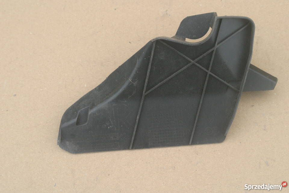 PORSCHE CAYENNE ŚRODKOWA KRATKA ZDERZAKA osobowe Bieleń