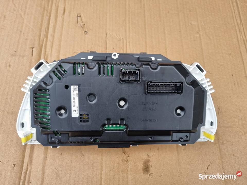 LICZNIK TOYOTA RAV4 IV 22 D4D 8380042L31 15R