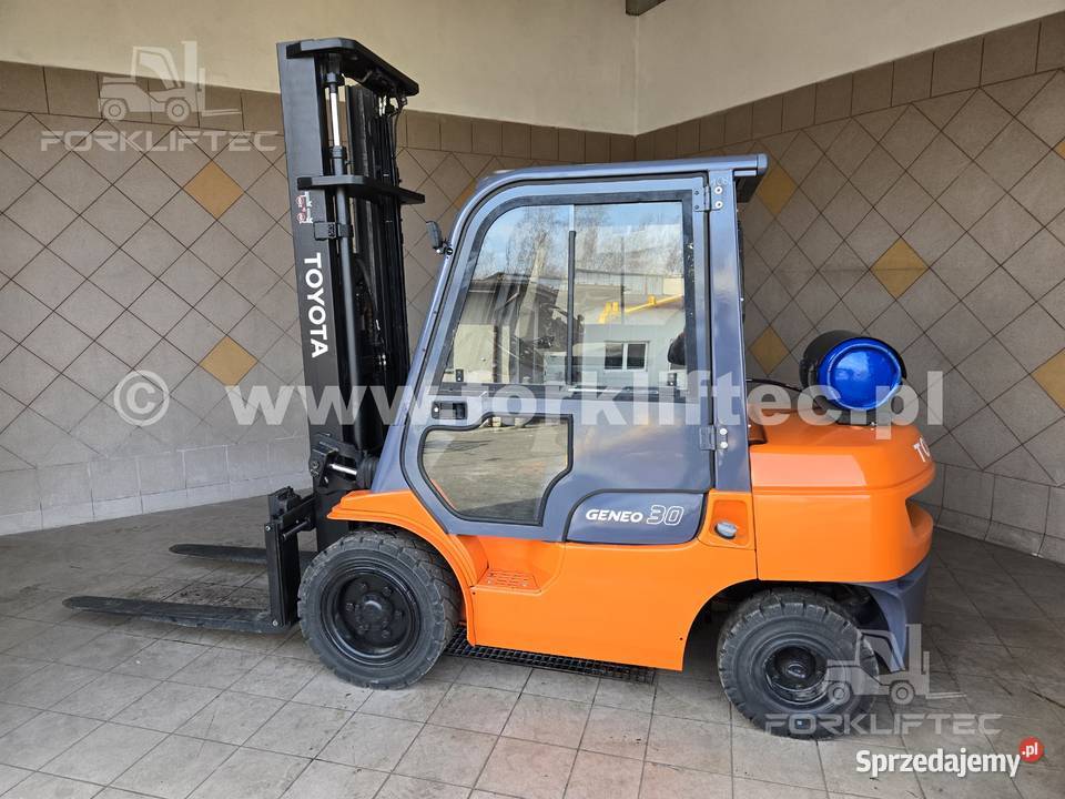Wózek widłowy TOYOTA 7FGF30 kabina wolny skok Lędziny
