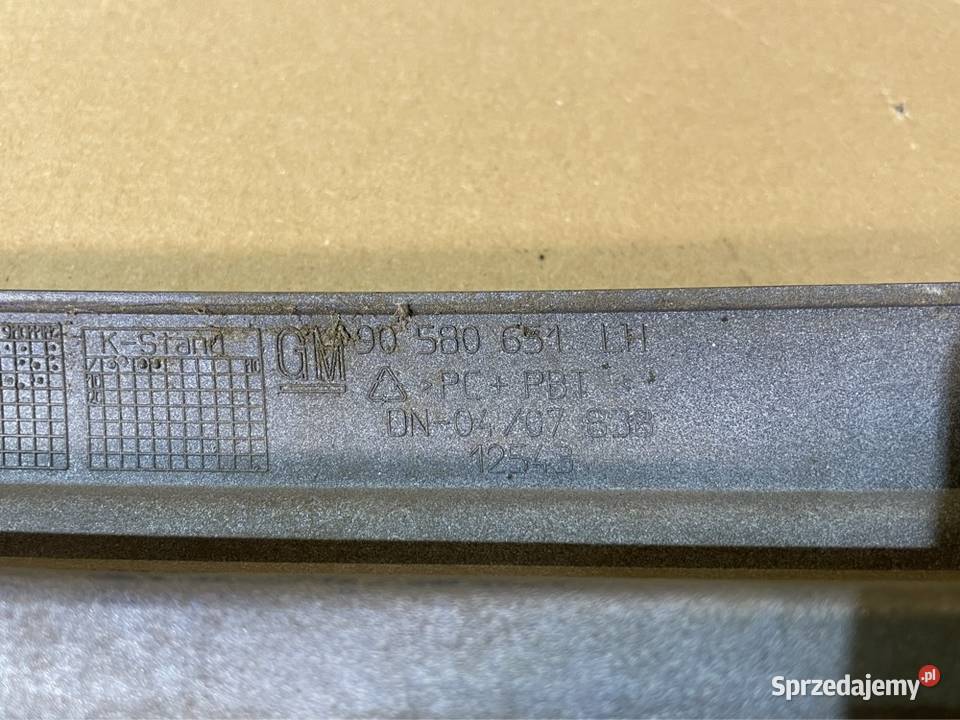 90580651 listwa pod lampę opel zafira a Listwy i nakładki Szczecin