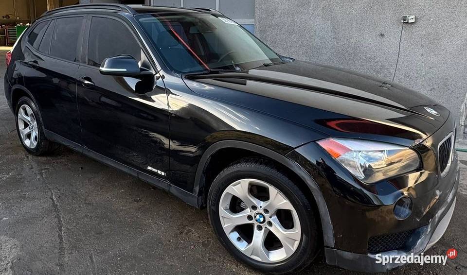 BMW X1 20 BENZYNA SDRIVE 28i Automat 245 Węgrzce