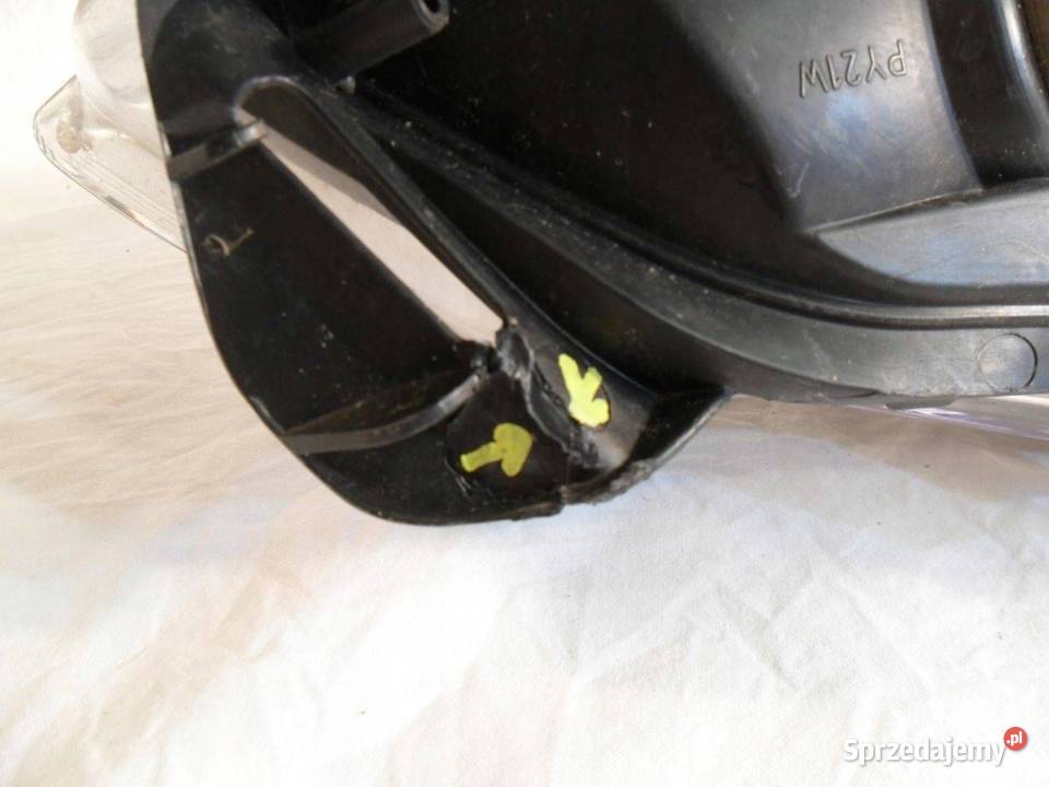 Reflektor Przód strona lewa Citroen C3 B01720135 Nowy Tomyśl sprzedam