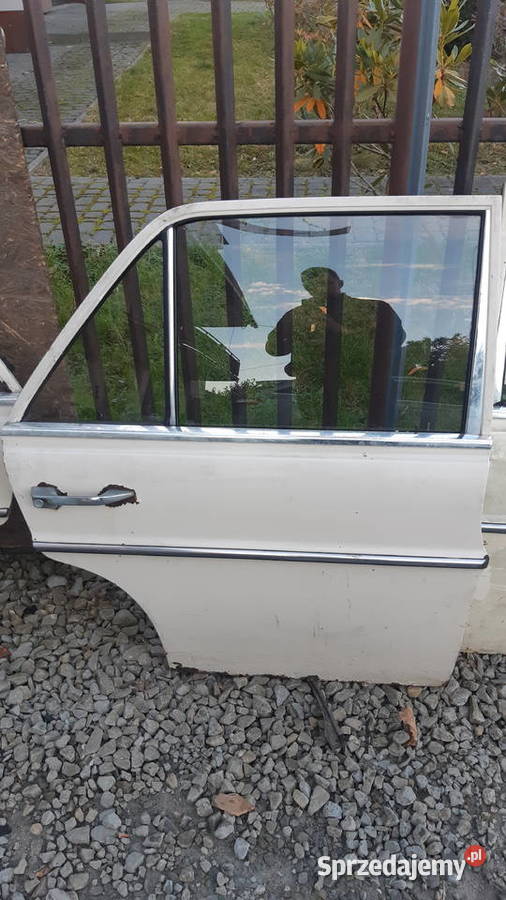 Drzwi do mercedesa w115 w114 Wadowice sprzedam