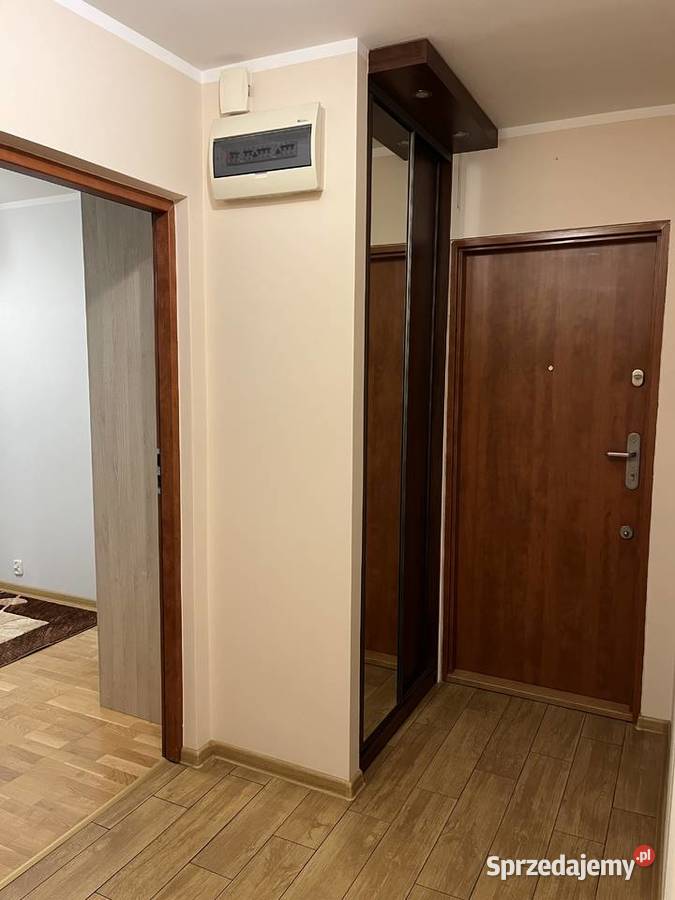 Mieszkanie 482 m2 3 pokoje UrsusNiedźwiadek Rok budowy 1980 Warszawa
