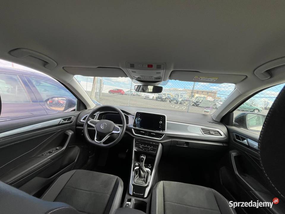 VOLKSWAGEN TRoc Carat 15 TSi 150 EVO DSG7 GD708 uszkodzony Volkswagen Gdańsk