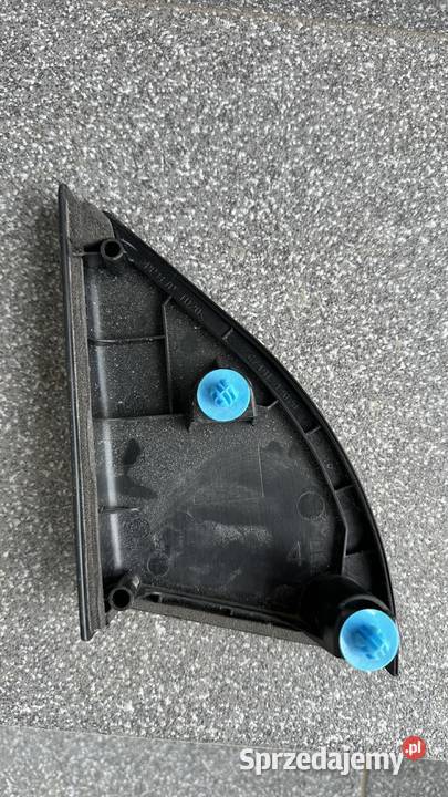 Toyota Rav4 IV Zaślepka Trójkąt Prawy 6749142070 Rok produkcji 2014 małopolskie Radziszów