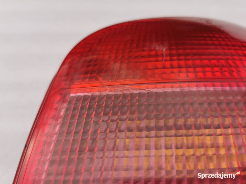 Lampa Prawy Tył Tylna Prawa Audi A4 B5 Avant Wyszków sprzedam