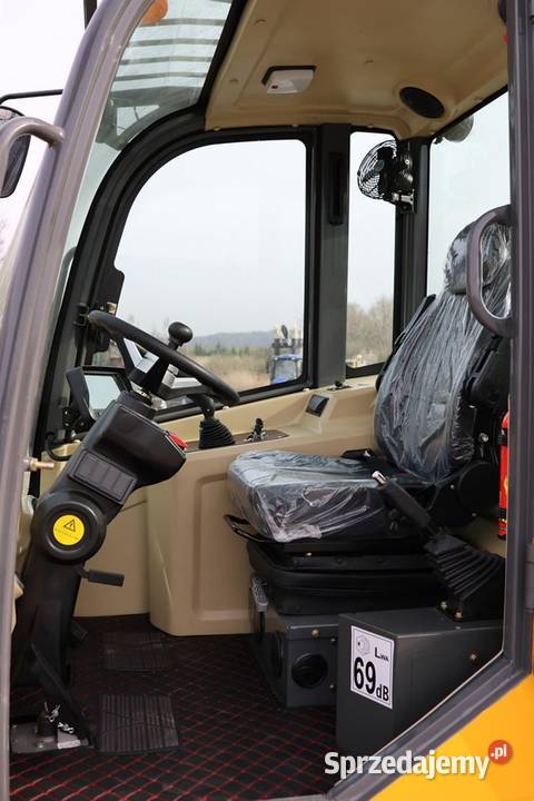 Ładowarka teleskopowa APS 2500T model 2024 NOWA Legnica