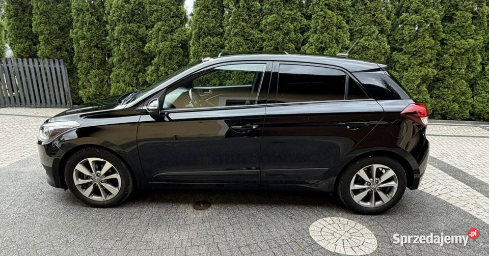 Hyundai i20 Panorama Led Navi Super Stan czarny i20 Płońsk