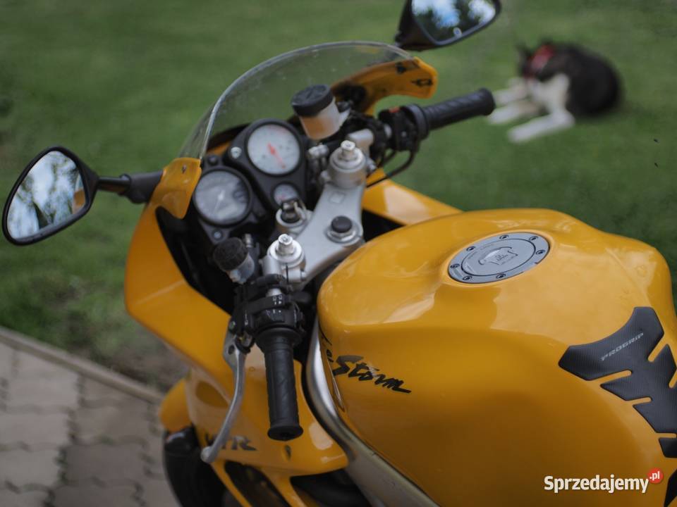 Sprzedam honda vtr1000 Sanok