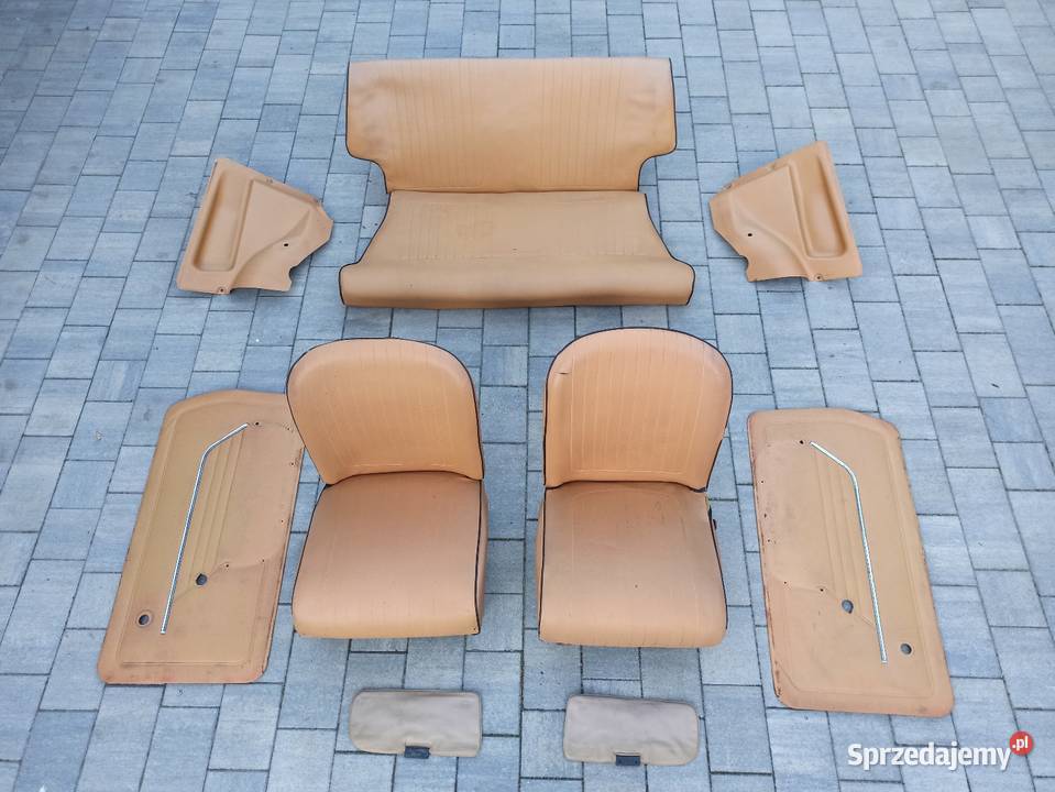 Kremowe wnętrze fotele kanapa boczki Fiat 126p sprzedam