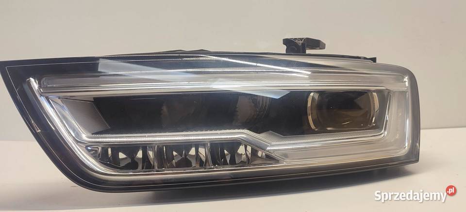 AUDI Q3 8U LAMPA LEWY PRZÓD ANGLIK RHD sprzedam