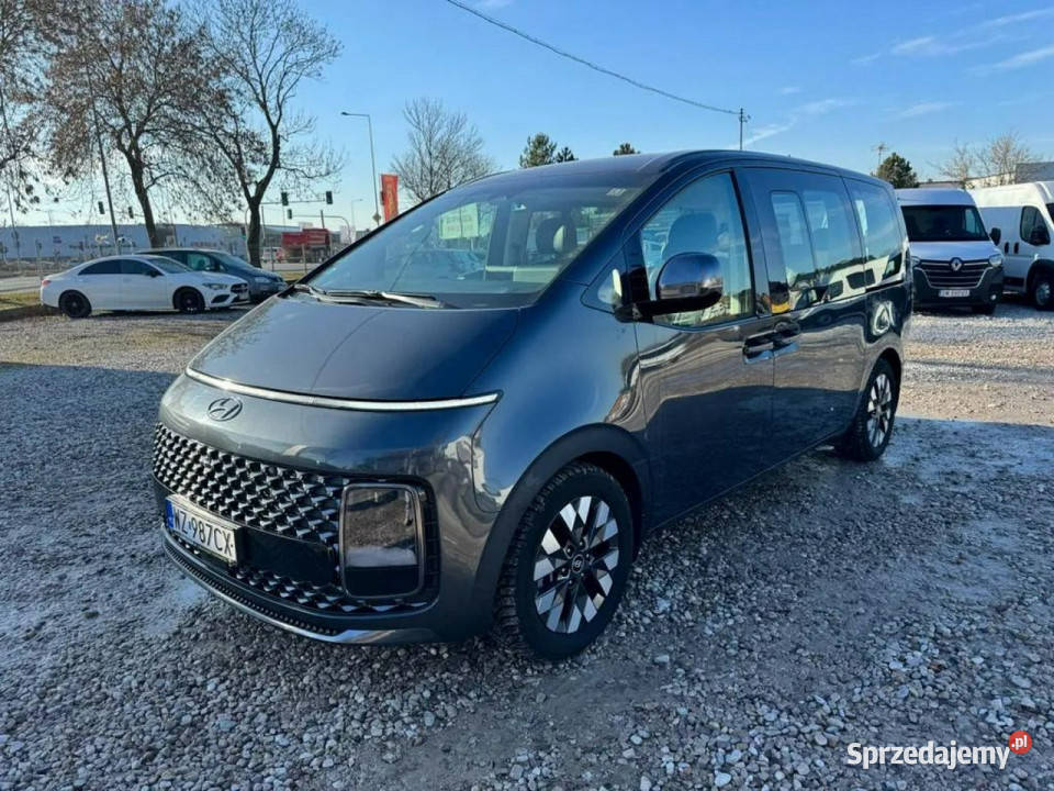 Hyundai inny Hyundai Staria pierwszy egzemplarz Łomianki