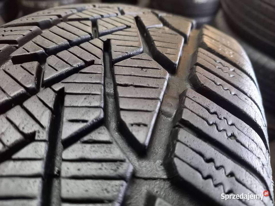 4x Opona UŻYWANA ZIMOWA 17565R15 SEMPERIT 109
