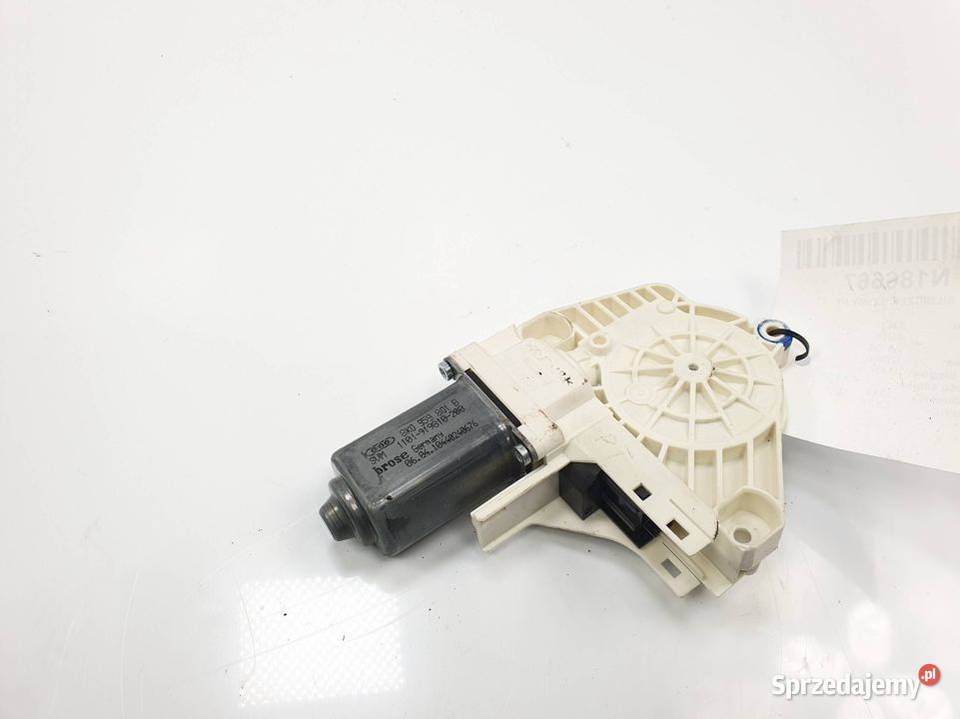 SILNICZEK SZYBY PT AUDI A8 D4 8K0959801B Lipno sprzedam