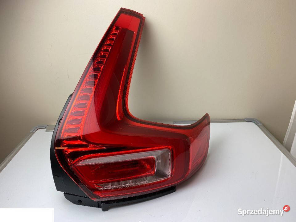 Volvo xc40 lampa tylna prawa 31446791 Części Kozubszczyzna