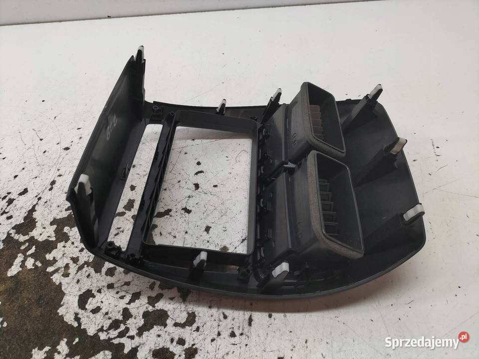KRATKI NAWIEWU ŚRODKOWA DESKI RAMKA Mitsubishi