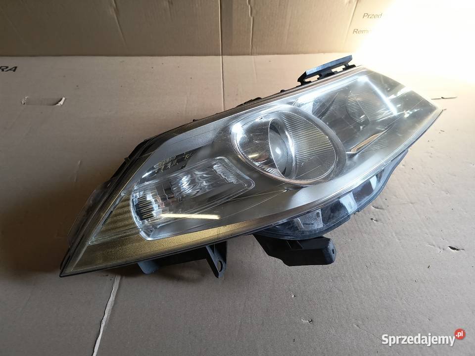 Renault Megane II lift 0609 Reflektor prawy dolnośląskie