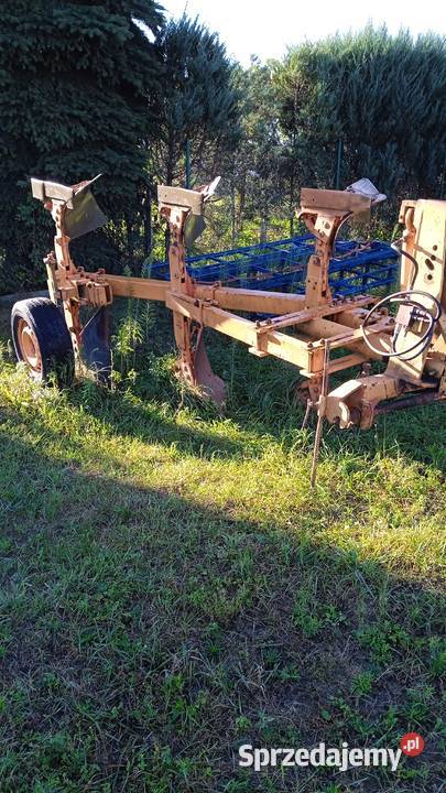Sprzedam pług 3 skibowy obrotowy Bielany Duże