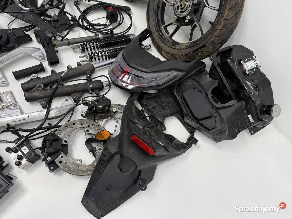 TŁUMIK KOŁO FELGA LAMPA LICZNIK AMORTYZATOR