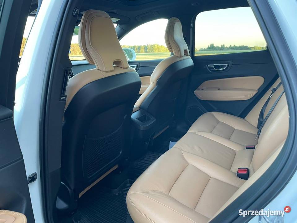 Volvo xc60 2020r 20 benzyna przebiegiem 70
