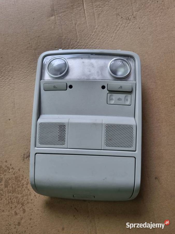 lampka podsufitki oświetlenie kabiny tiguan osobowe Rakoniewice sprzedam