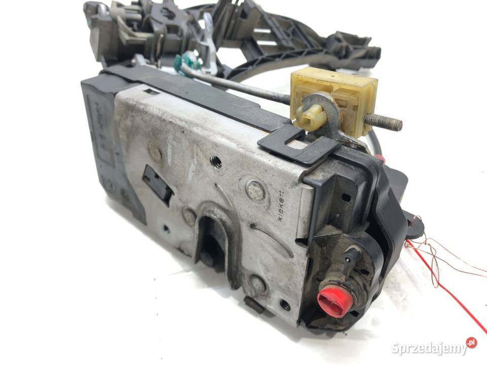 ZAMEK TYŁ PRAWY OPEL ASTRA H Hatchback 13128116