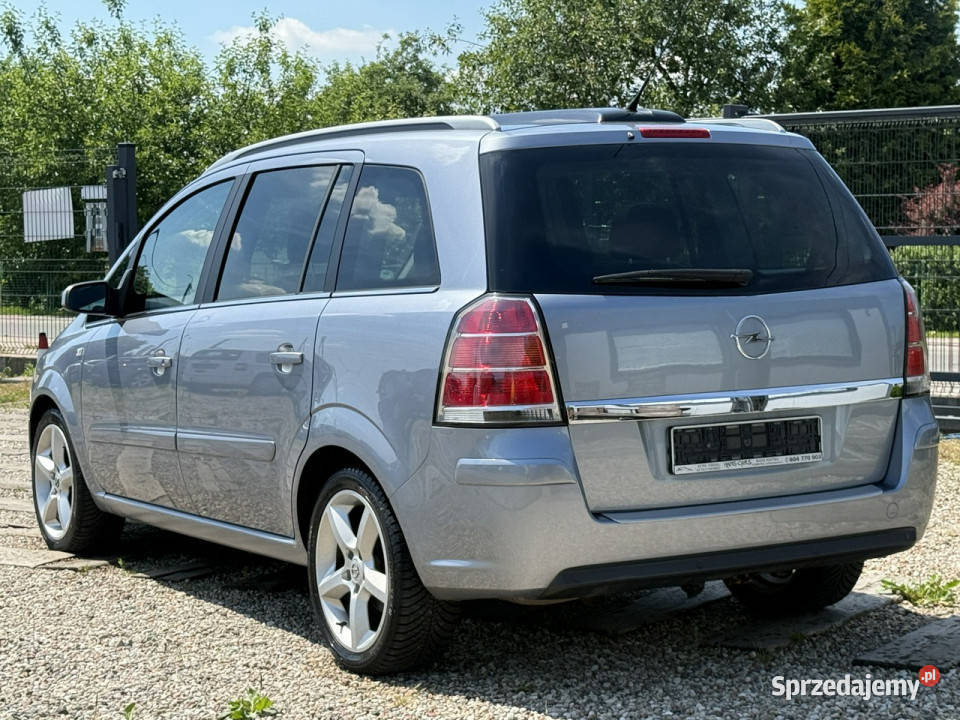 Opel Zafira automatgwarancja w alusuper stanz Samochody osobowe