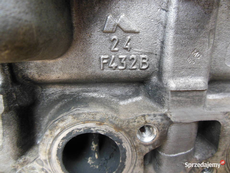 Głowica 20D 24D VOLVO 30777365 30777363 31401466 Kozy sprzedam