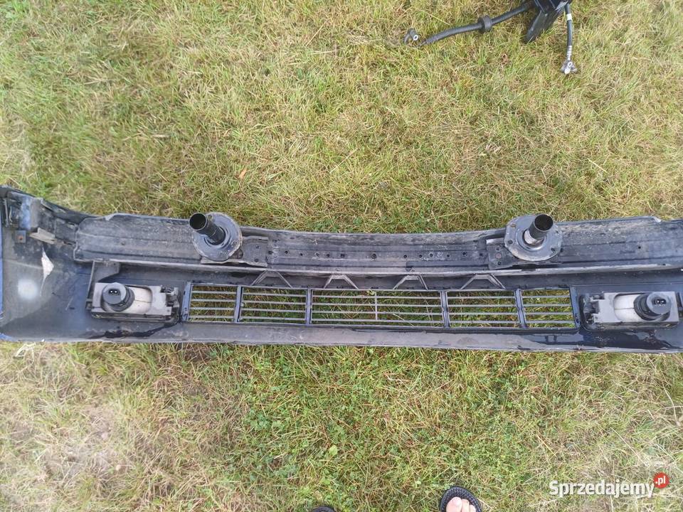 Zderzak kompletny przedni BMW E36 osobowe Zderzaki pomorskie sprzedam