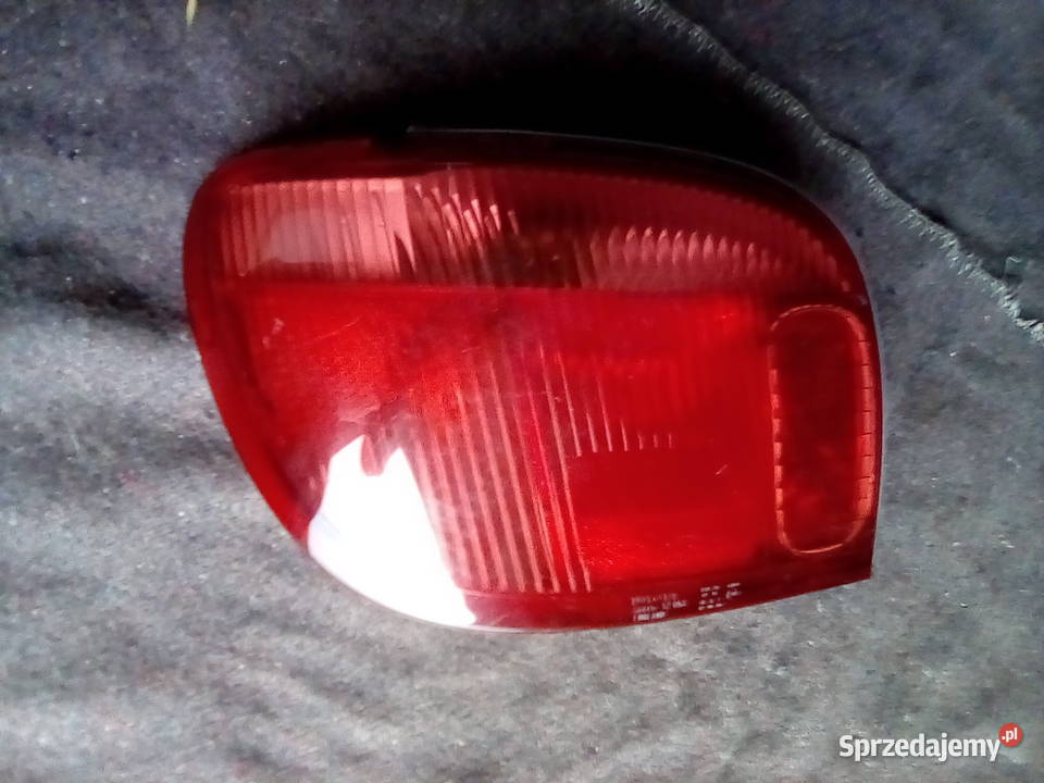 Lampa tylna lewa Toyota oryginalna wysyłka Chocianów sprzedam