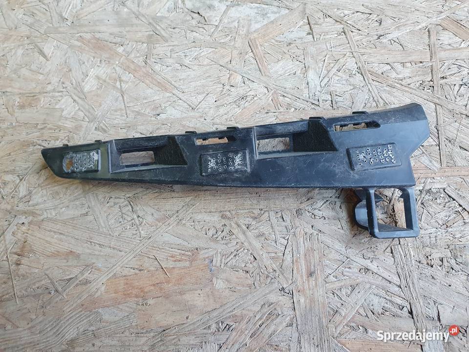 RENAULT CLIO 5 V ŚLIZG ZDERZAKA PRAWY PRZÓD osobowe Międzychód
