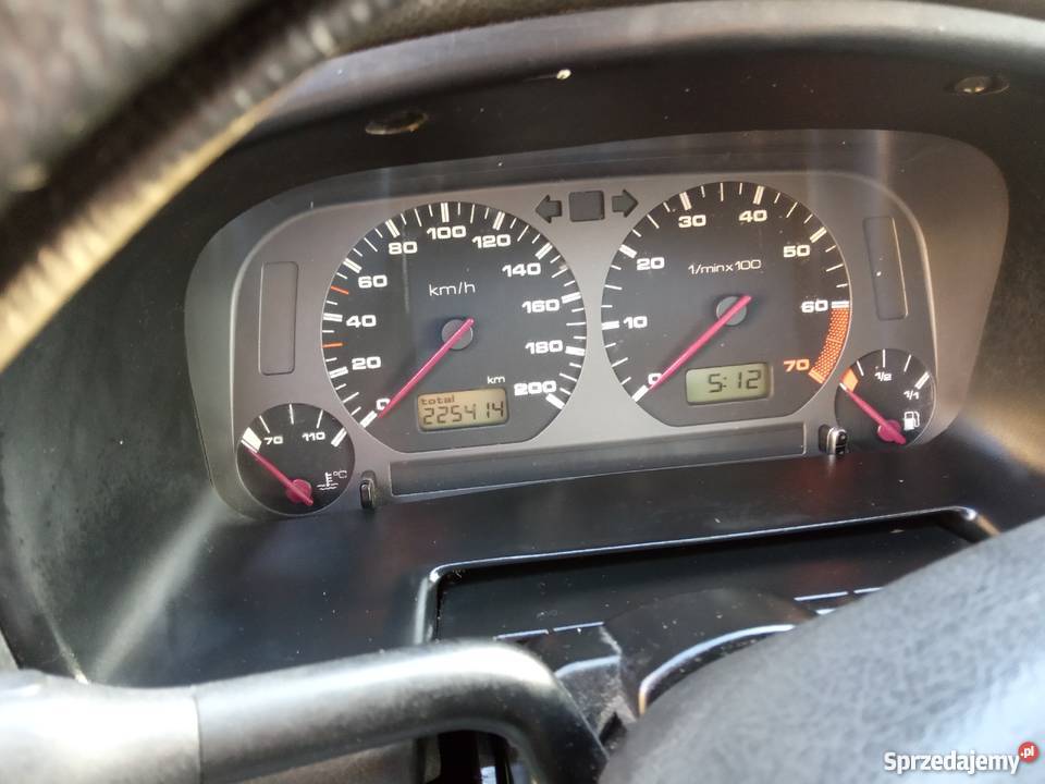 VW Polo 6N1 1995r 10 benzyna garażowany łódzkie Moszczenica