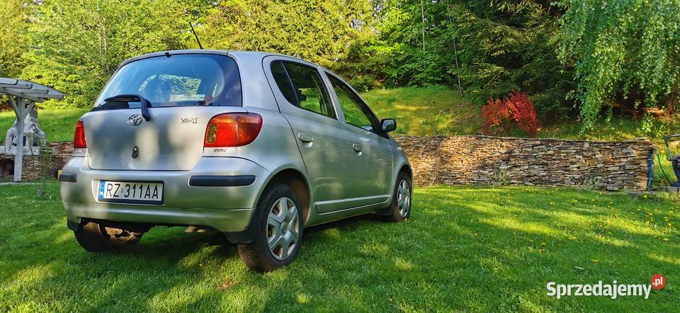 Toyota yaris 10 Benzyna 20045 Salon Polska wspomaganie kierownicy Rzeszów