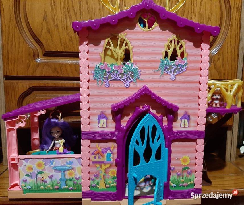Domek lalek Enchantimals Jelonków stan