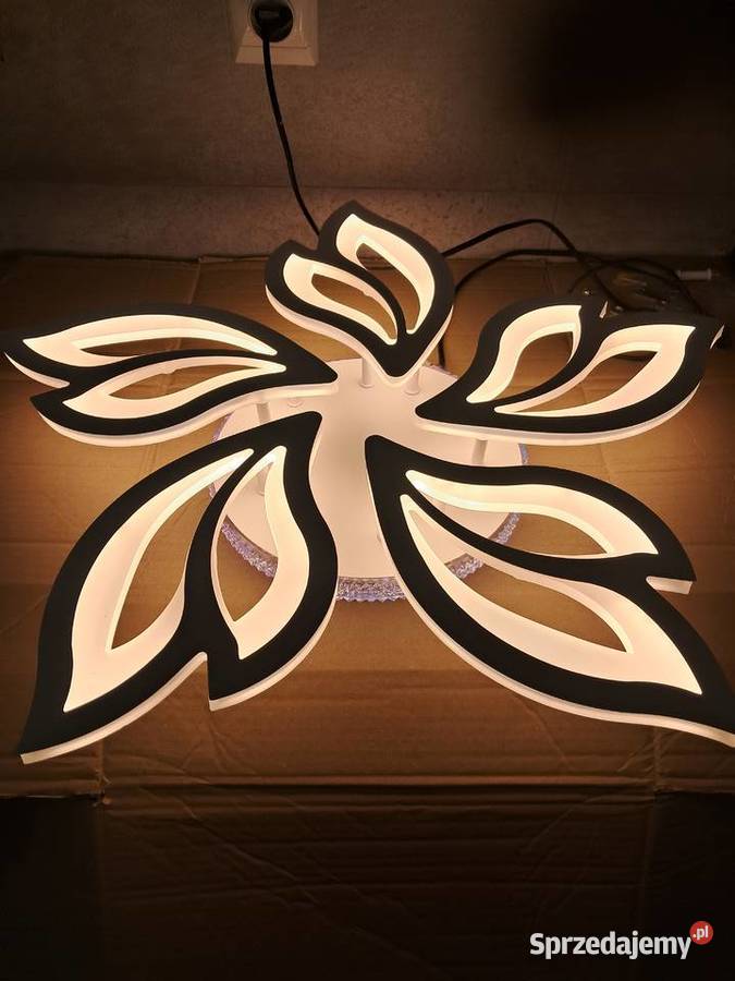 nowa lampa sufitowa LED sterowanie pilotem Sandomierz sprzedam