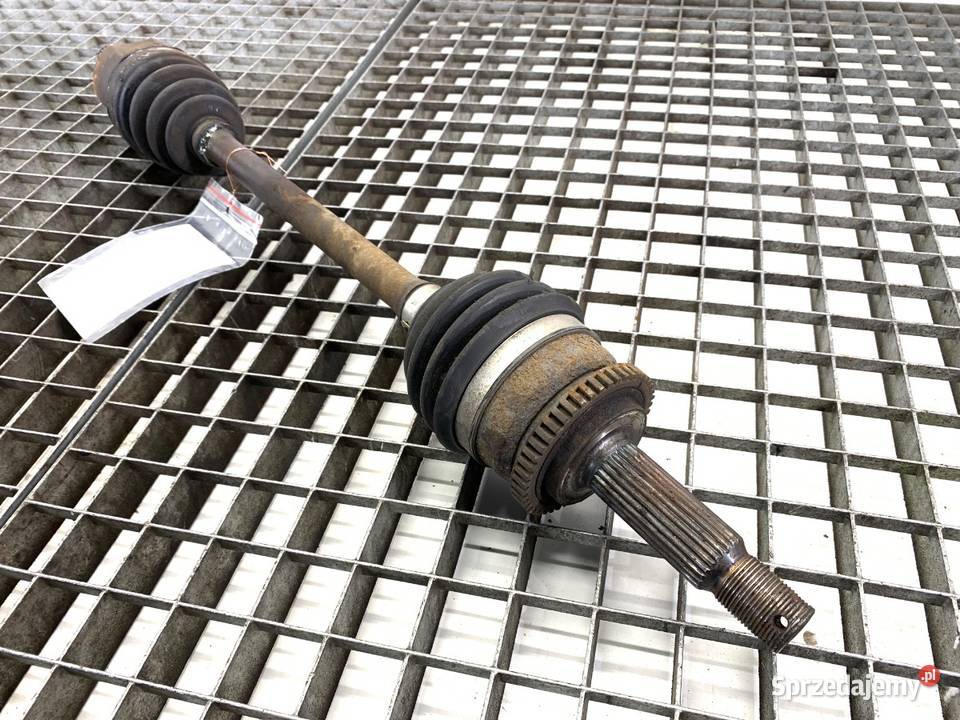 PÓŁOŚ LEWY PRZÓD HYUNDAI i20 12 78 PRZEGUB