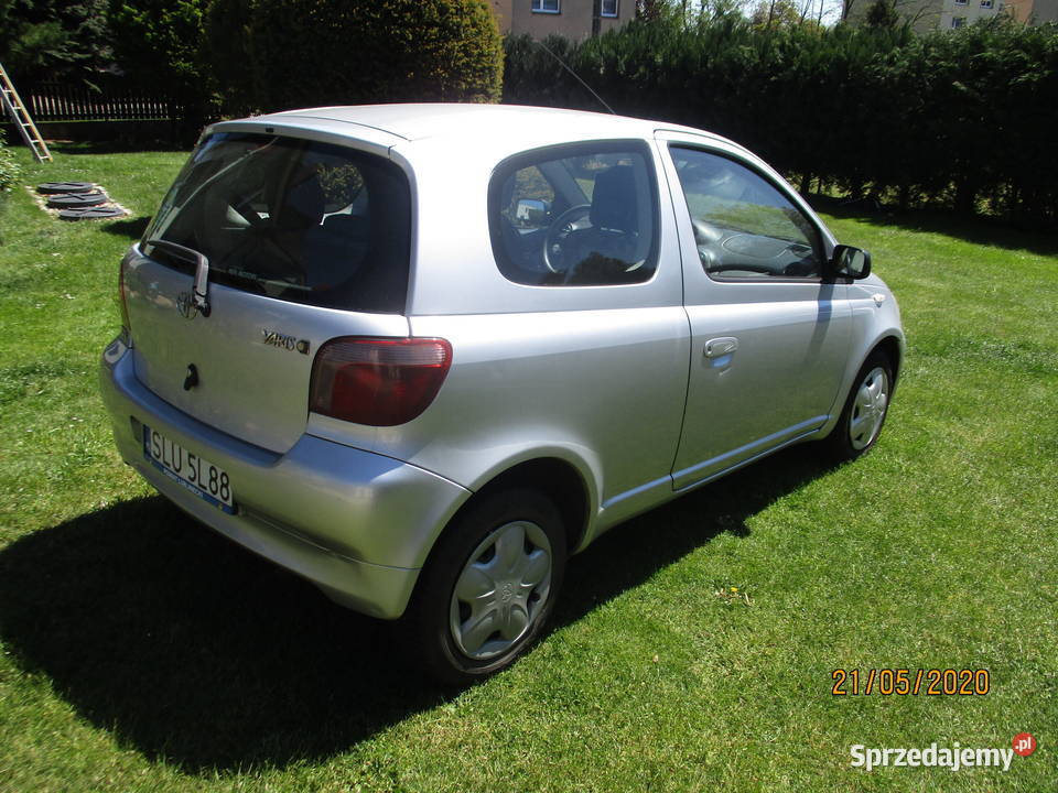 Toyota Yaris 2000 10 klimatyzacja elektryczne lusterka Lubsza