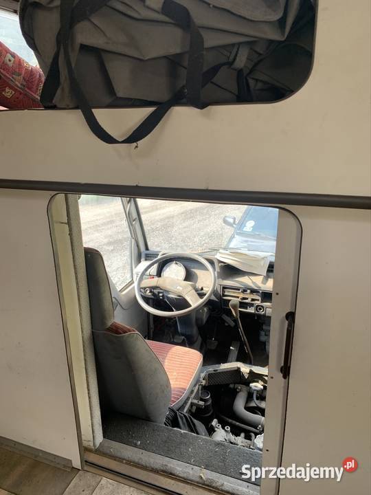 Camper Mitsubishi Canter 28T Pruszków