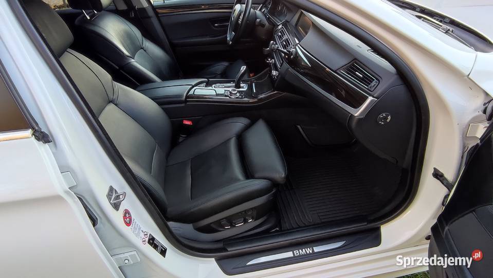 BMW 530d świtny stan bez wkładu finansowego Head 2995cm3 Warta