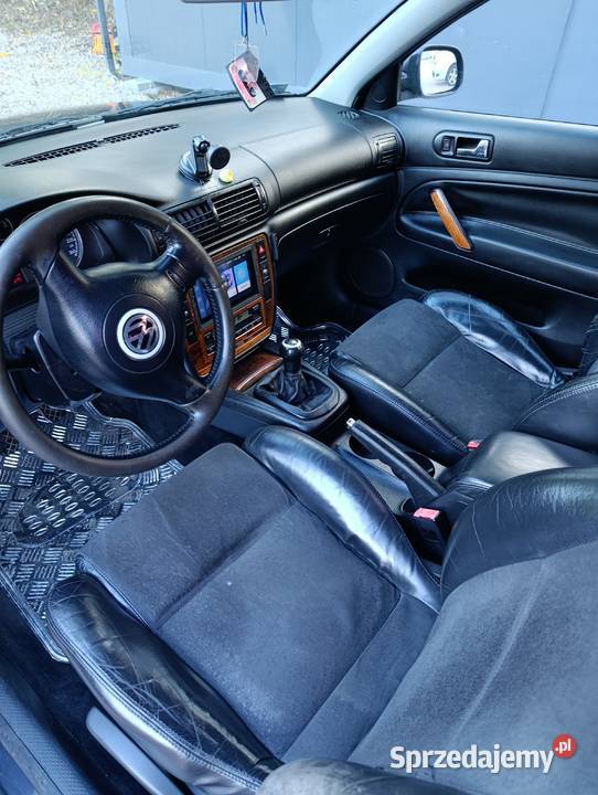 VOLKSWAGEN PASSAT 19 TDI Dobrze wyposażony Warszawa