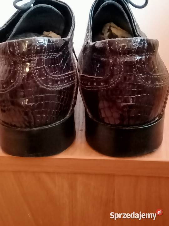 Półbuty włoskie skórzanelakierowane