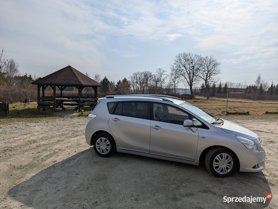 Toyota Verso 20 D4D drugi właścicielauto krajowe Niepruszewo
